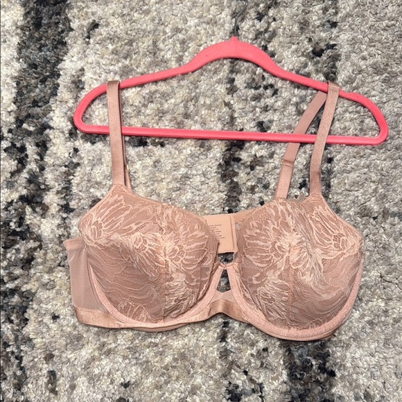 Soma Tan Lace Underwire Bra with Adjustable Straps - Picture 1 of 5